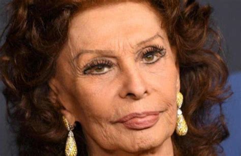 Sophia Loren Bio, bambini, età, altezza, patrimonio netto e。